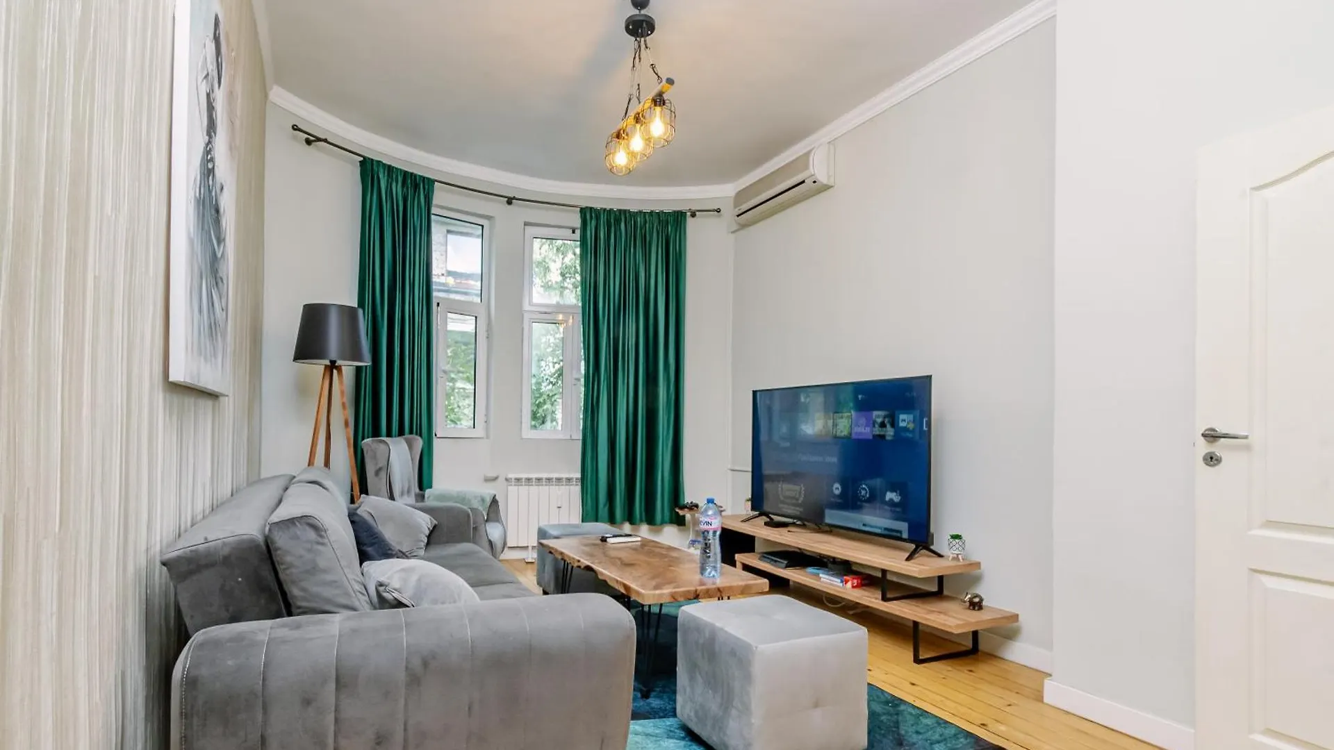 5 Seconds Away From The Main Street, Free Secured Parking Apartment Sofia Bulgaria