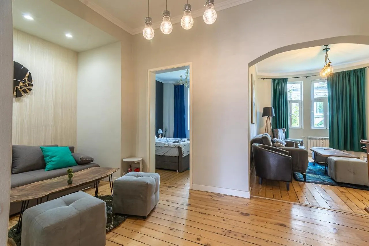 5 Seconds Away From The Main Street, Free Secured Parking Apartment Sofia