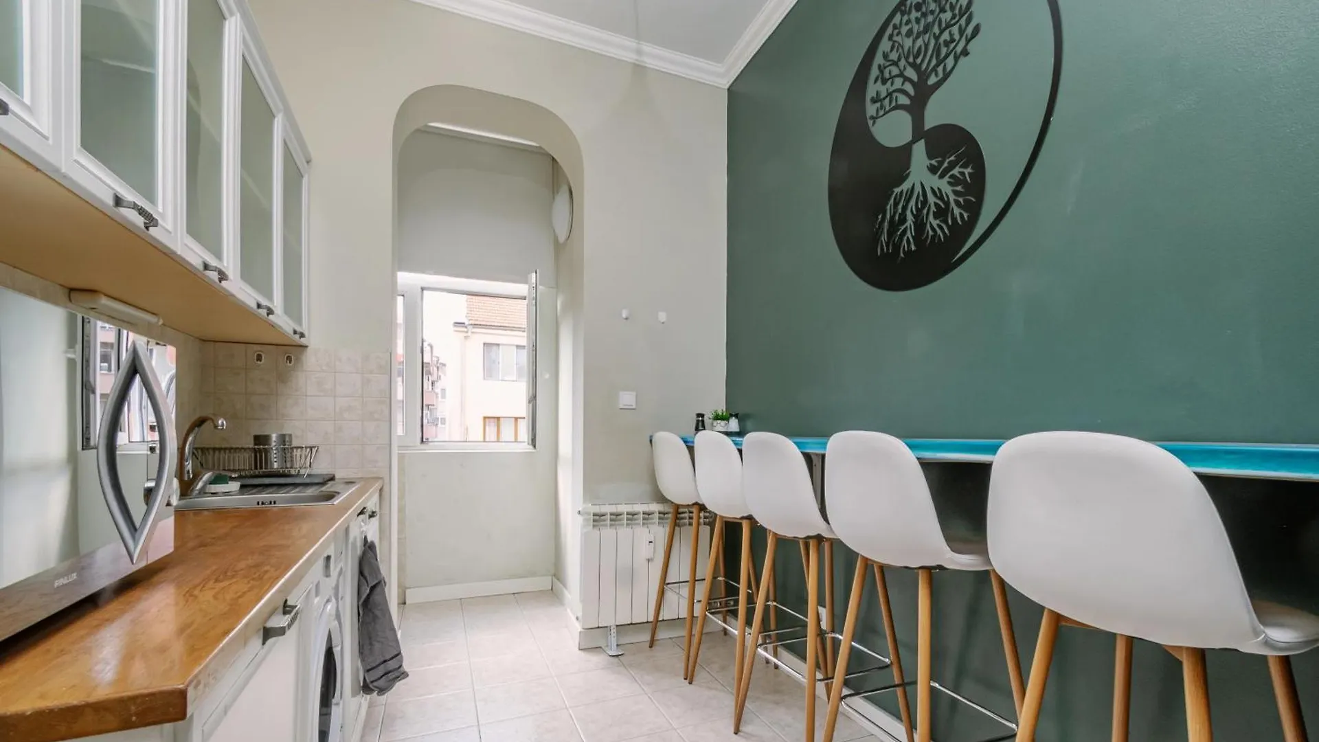 5 Seconds Away From The Main Street, Free Secured Parking Apartment Sofia